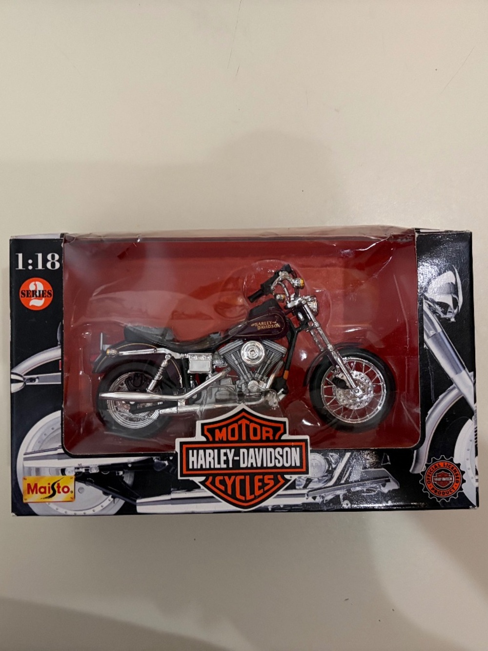 Harley Davidson Die Cast Motorcycle- FXDL Dyna Low Rider